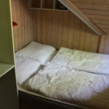 I Halshou - 4 Bedrooms 펜션 Hals
